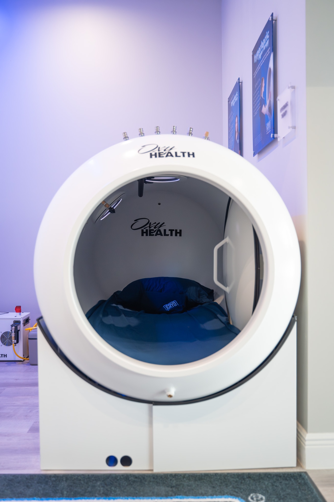 OxyHealth Fortius 420 hard-shell hyperbaric oxygen chamber at iCRYO One Loudoun